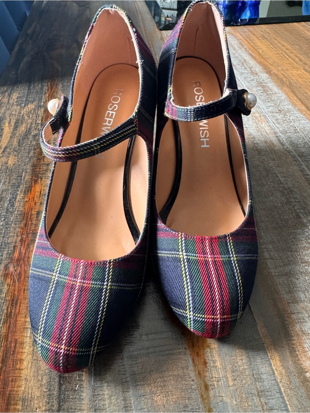 Roserwish Plaid Mary Jane Heels in Navy & Red